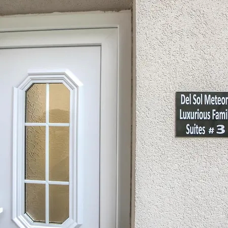 アパート Del Sol #3 Meteora Luxurious Family Suites *